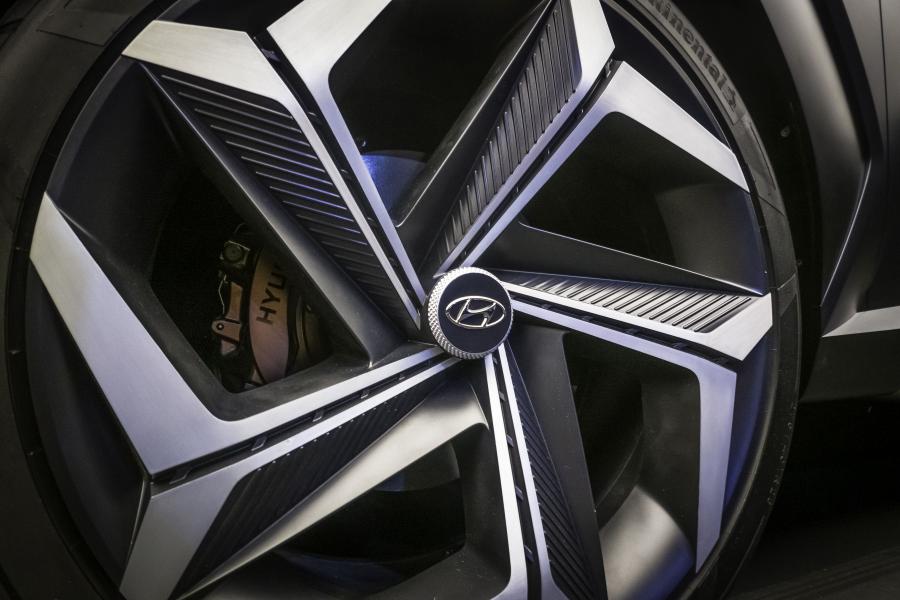 Колеса Hyundai Vision T Concept 2019 года  (фото 64 из 82)